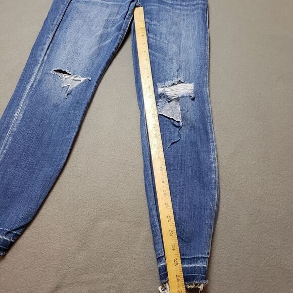 Hidden Jeans | Distressed Blue Jeans size 27 cropped, frayed hem. - Picture 14 of 16